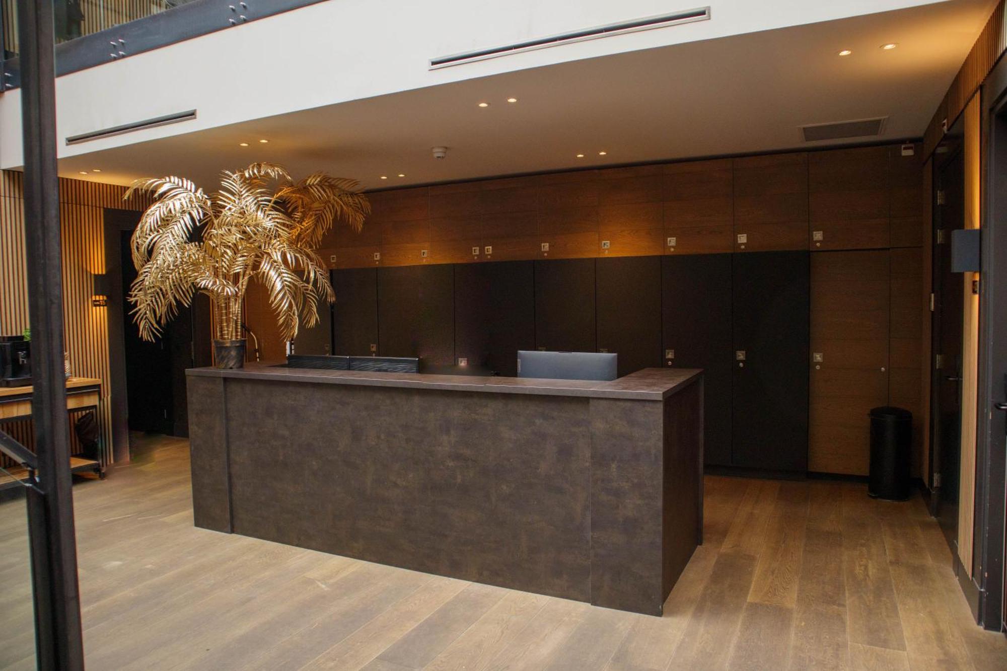 Manzo's Hotel 4*